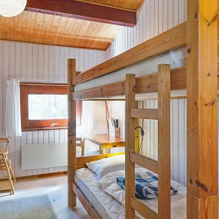 Three-bedroom In Nexo 38 * Vester Somarken